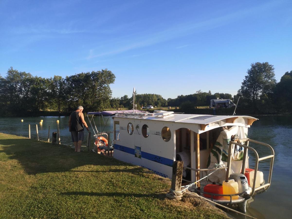 Camping Belle Riviere Chaniers エクステリア 写真