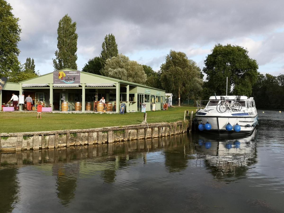 Camping Belle Riviere Chaniers エクステリア 写真