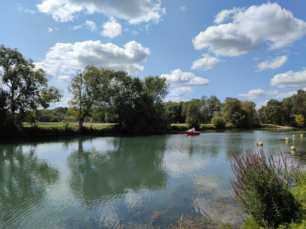 Camping Belle Riviere Chaniers エクステリア 写真