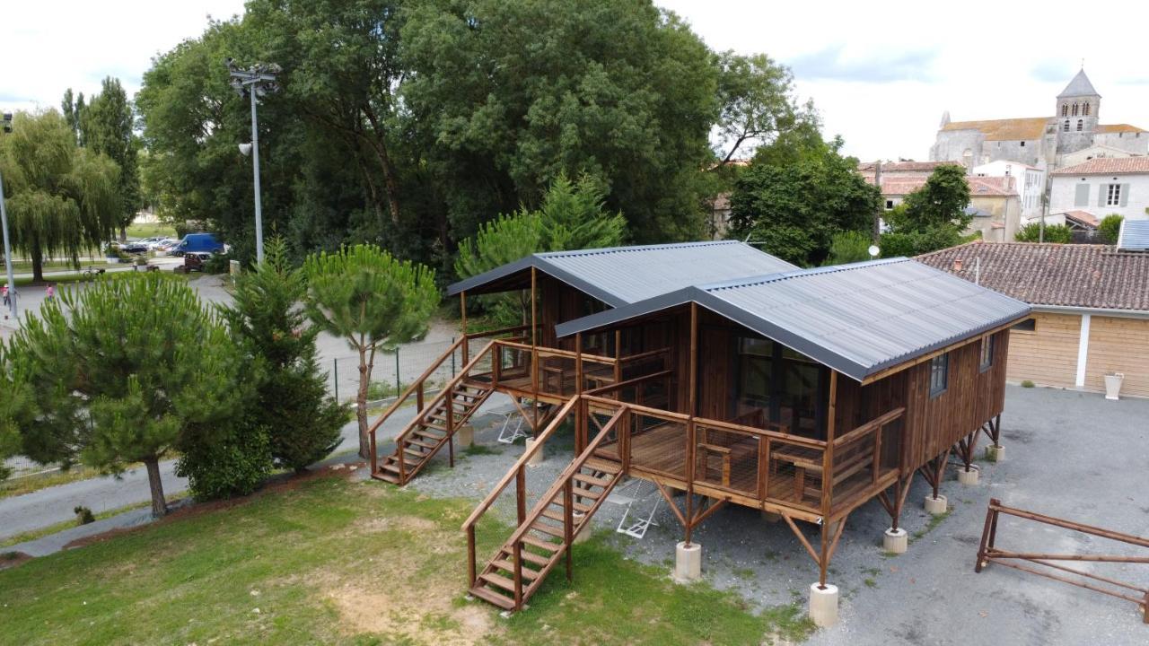 Camping Belle Riviere Chaniers エクステリア 写真